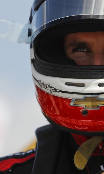 Power outage: Penske driver suffers miserable outing in Long Beach